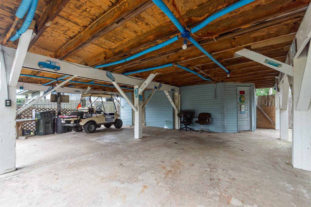 236 3rd Street, San Leon, TX 77539