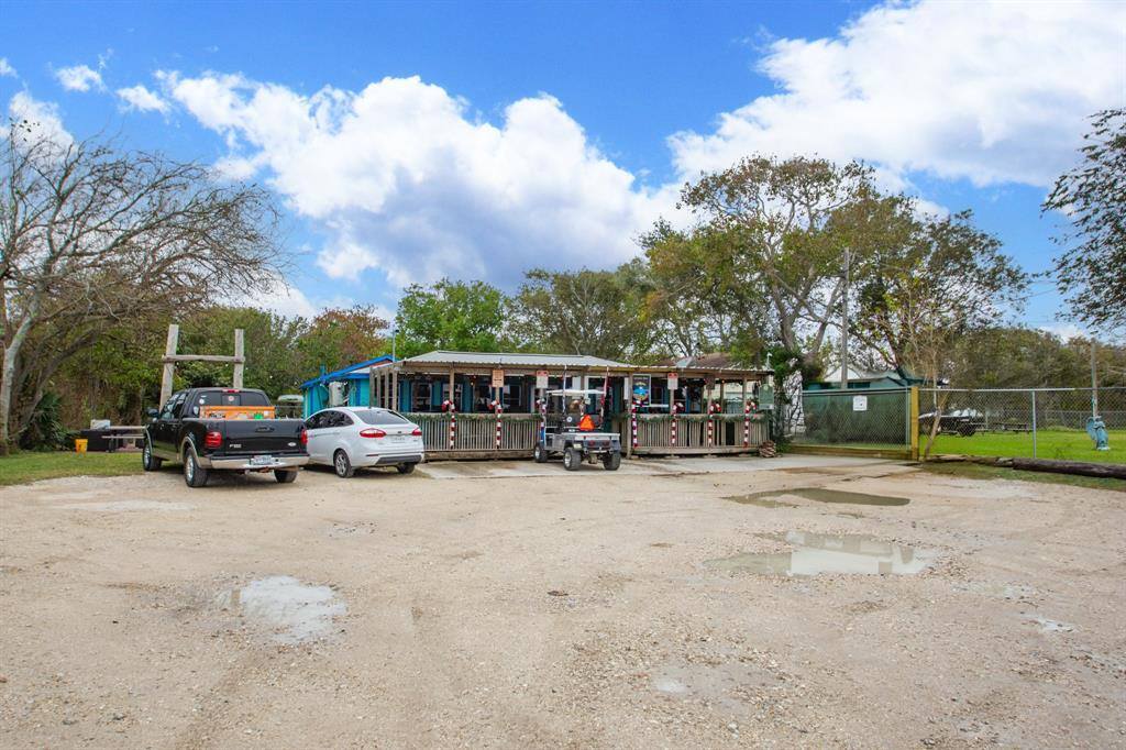 236 3rd Street, San Leon, TX 77539