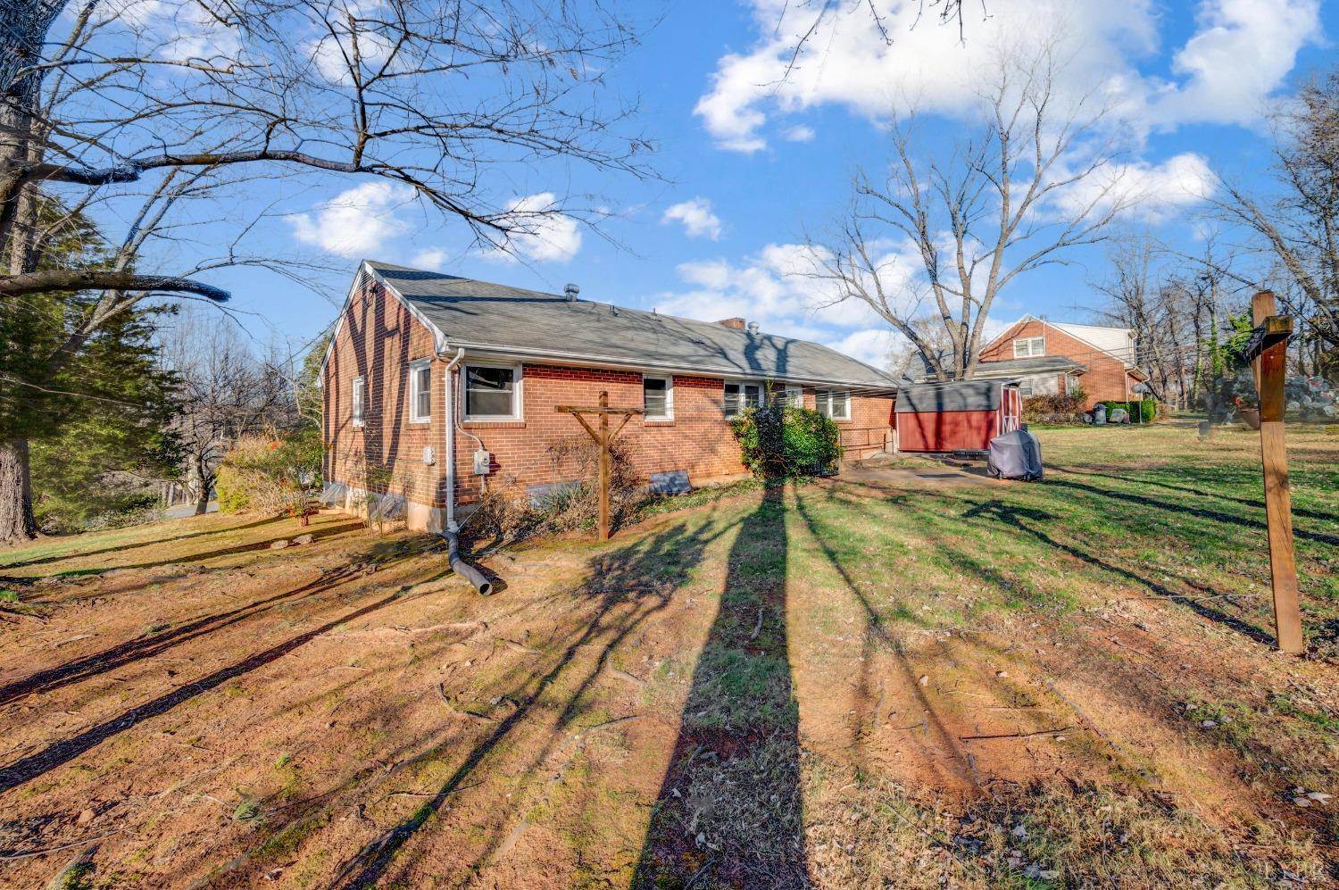 7131 Meadowbrook Road, Lynchburg, VA 24502