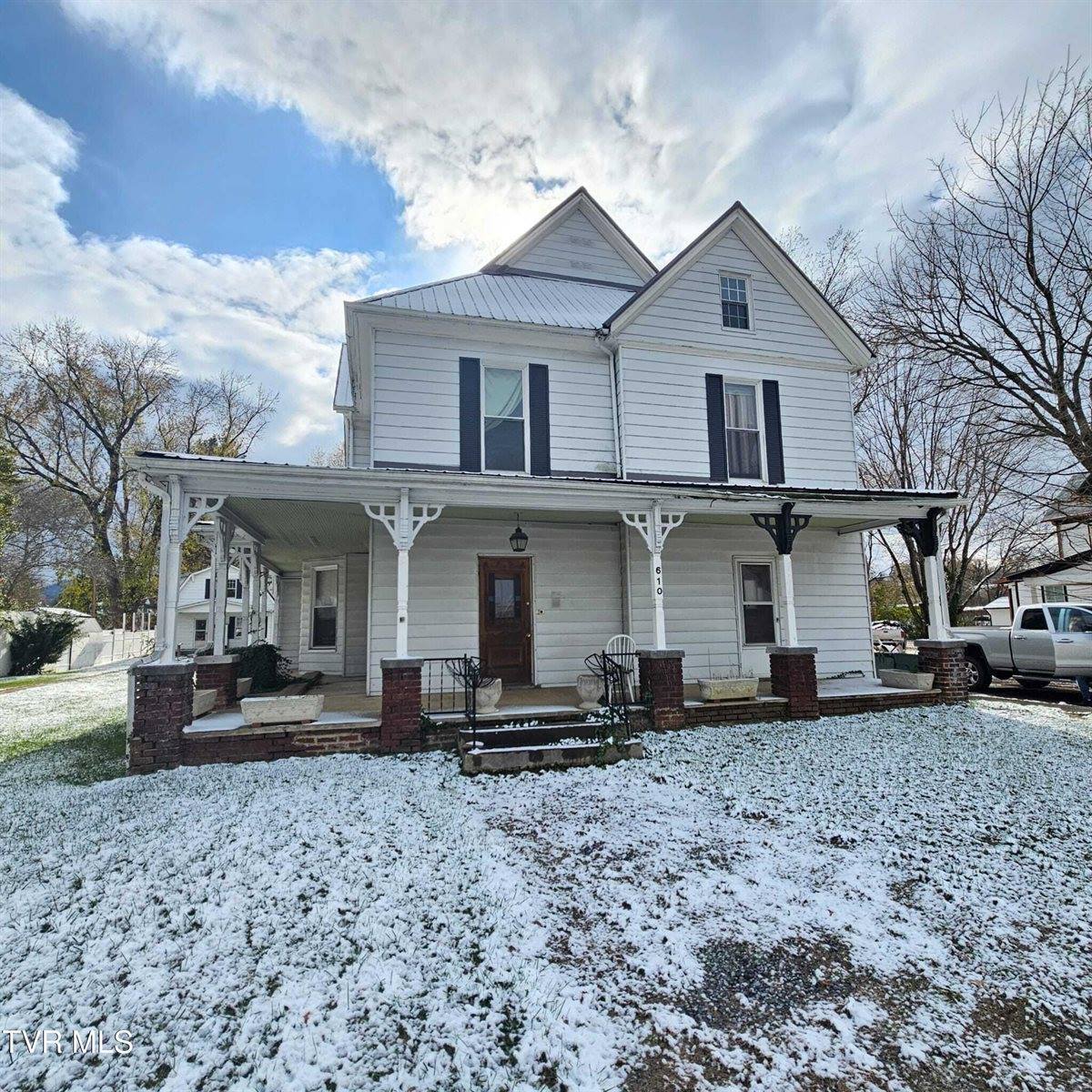 610 Hattie Avenue, Elizabethton, TN 37643