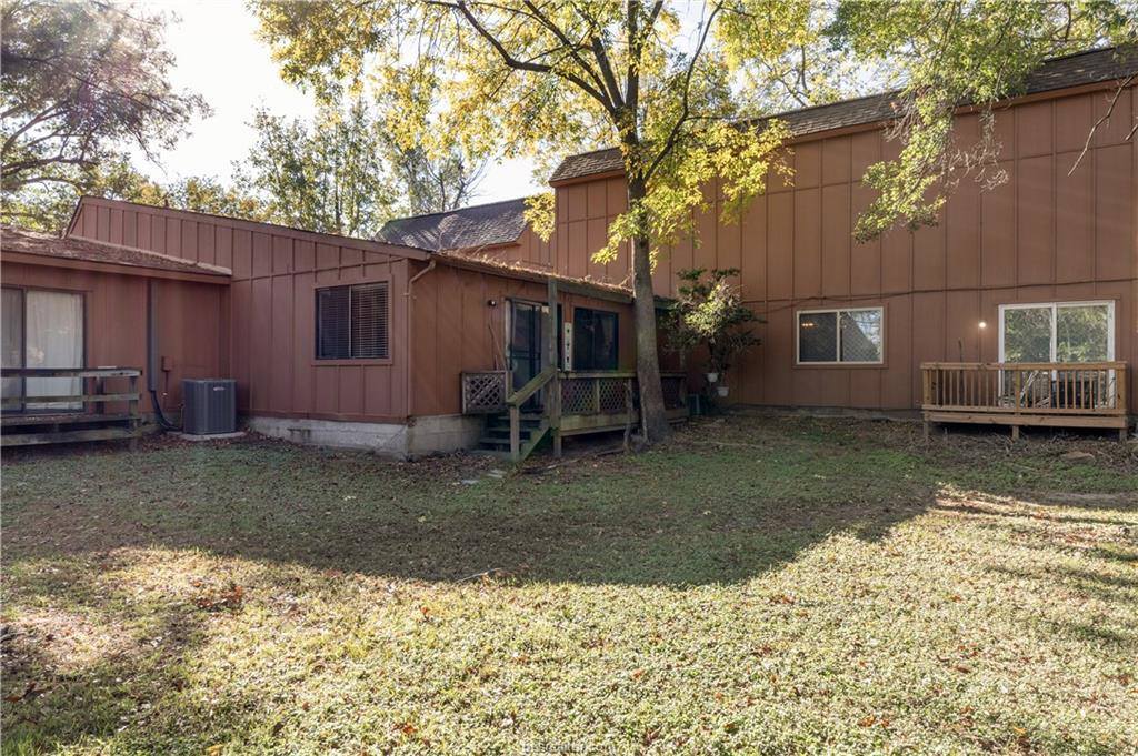 3923 Old Oaks Drive, #19, Bryan, TX 77802