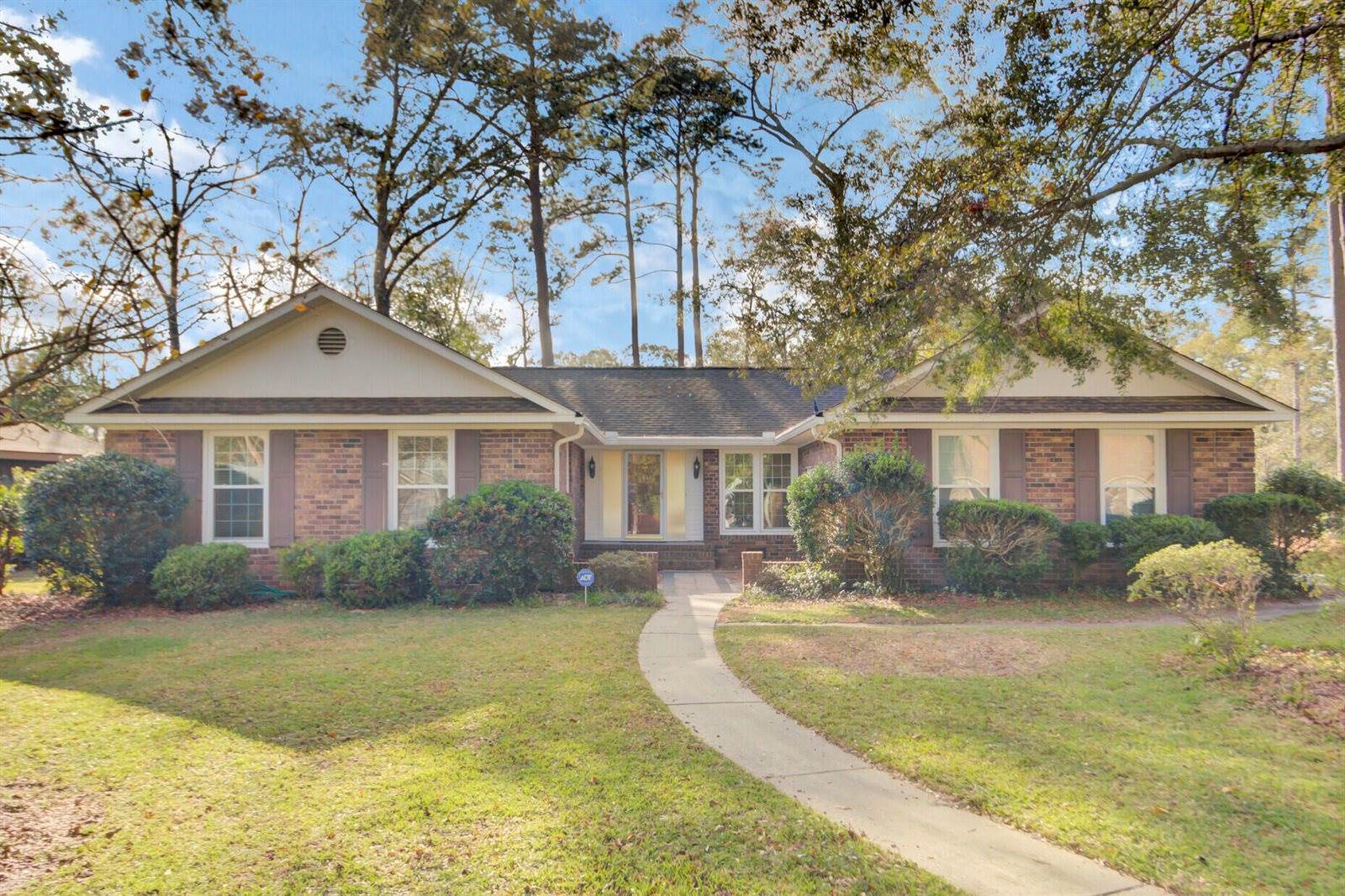 300 Grouse Road, Summerville, SC 29485