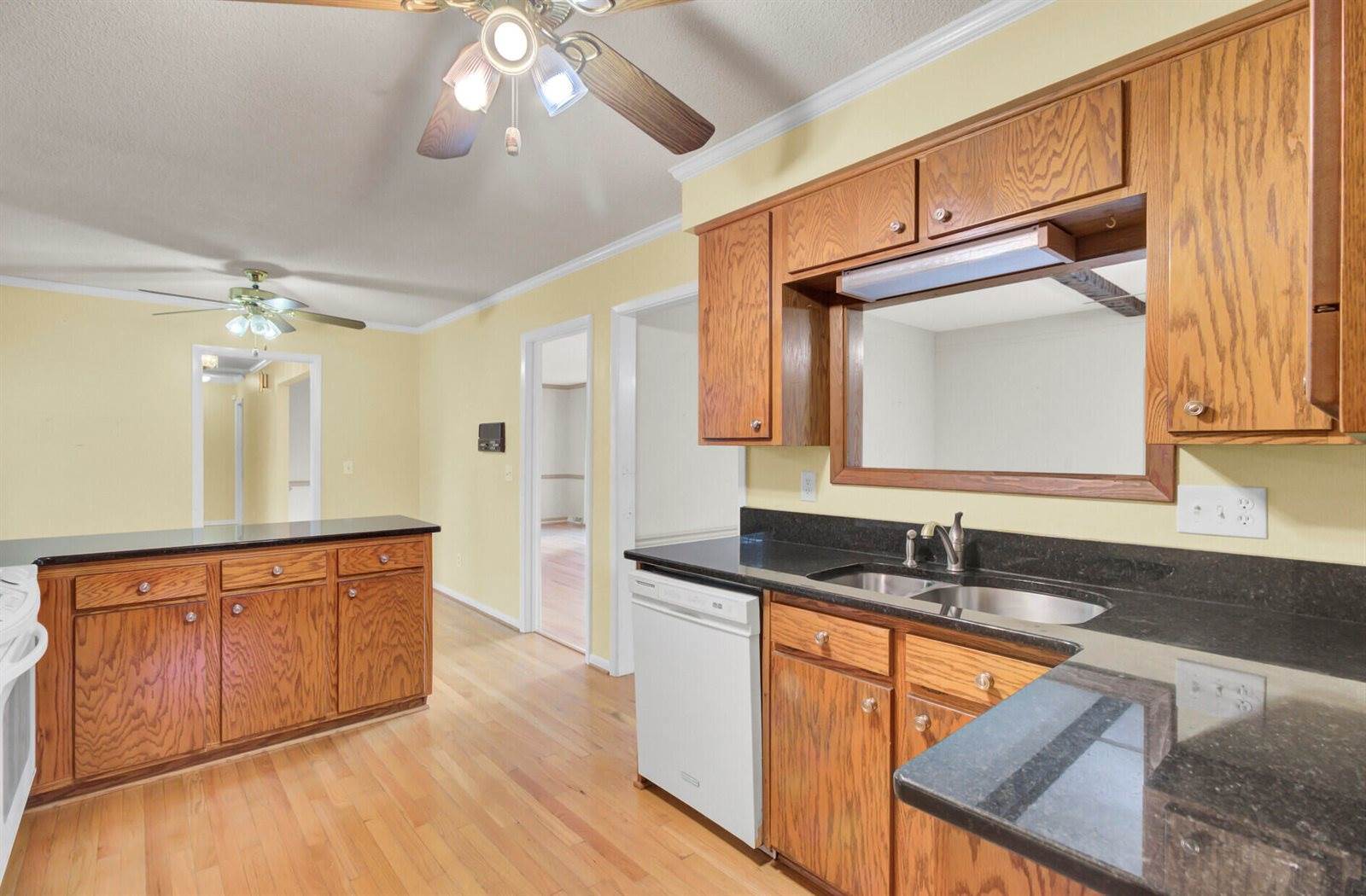 300 Grouse Road, Summerville, SC 29485