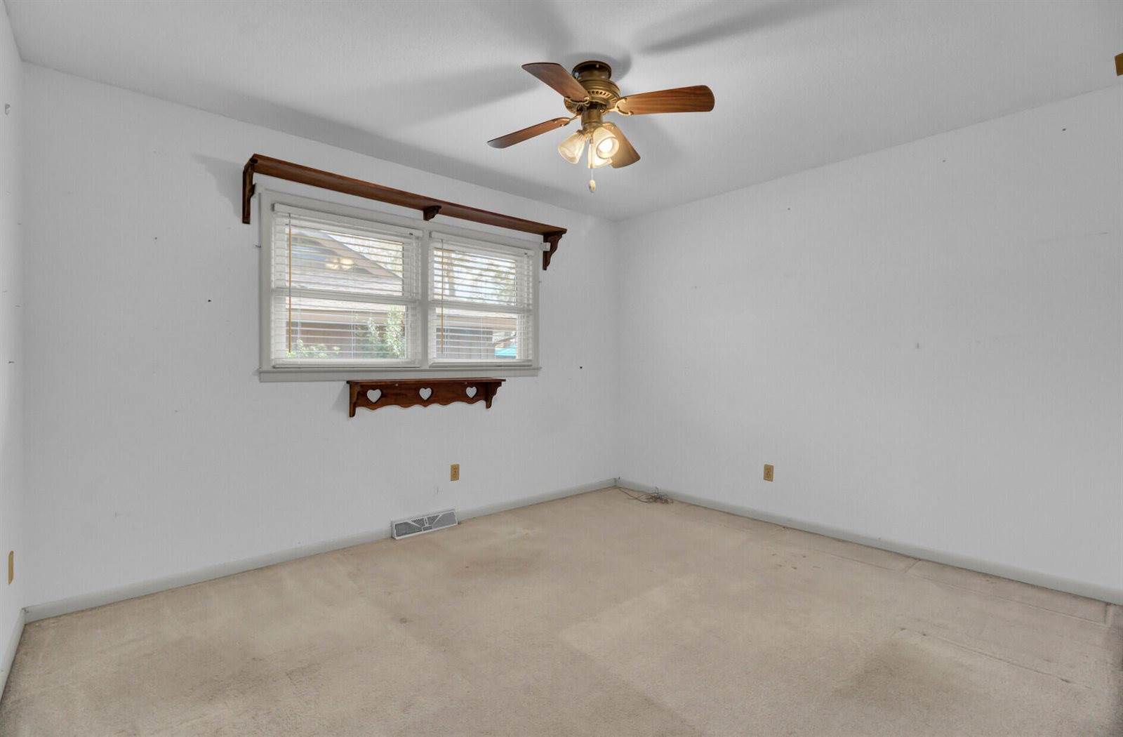 300 Grouse Road, Summerville, SC 29485