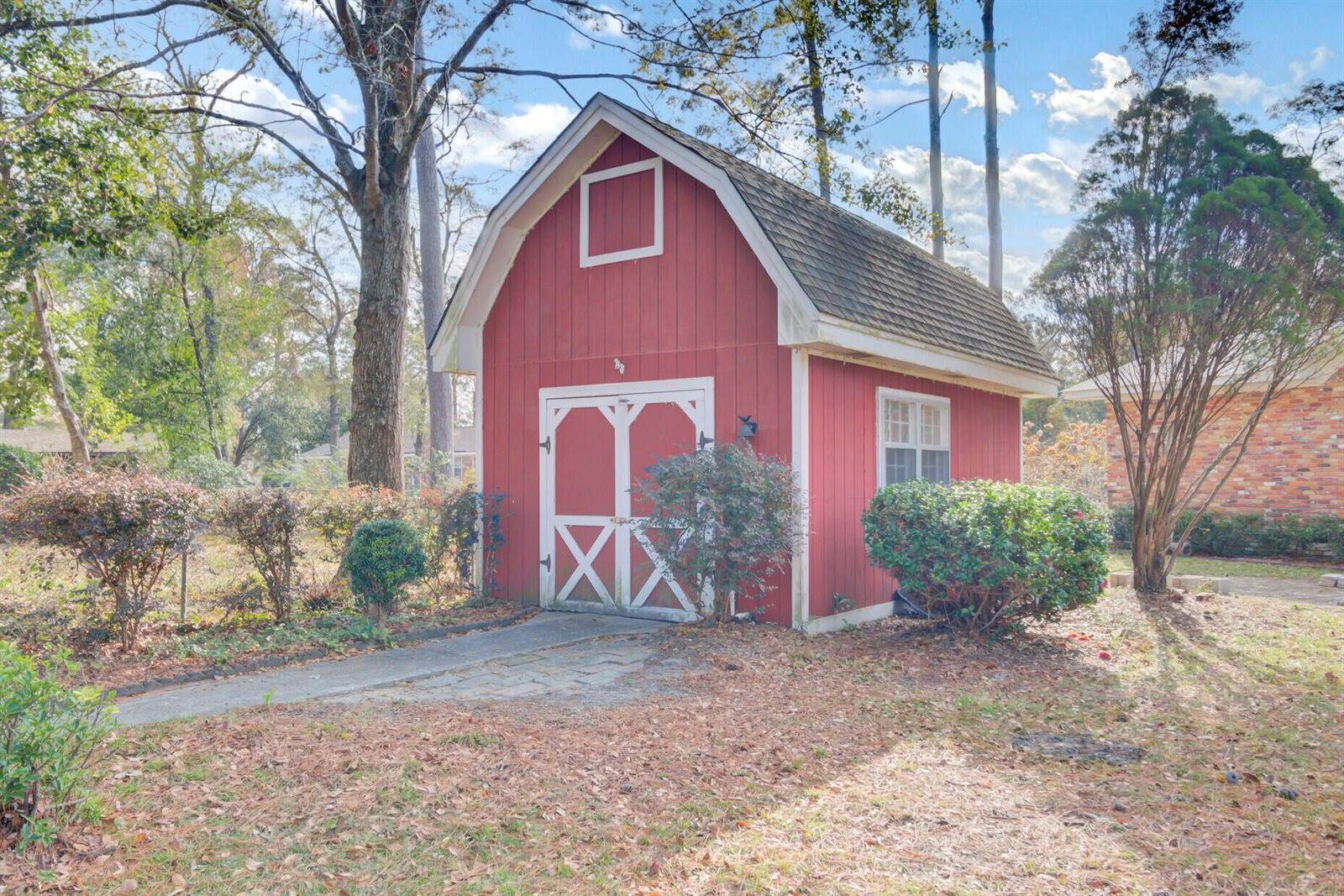 300 Grouse Road, Summerville, SC 29485