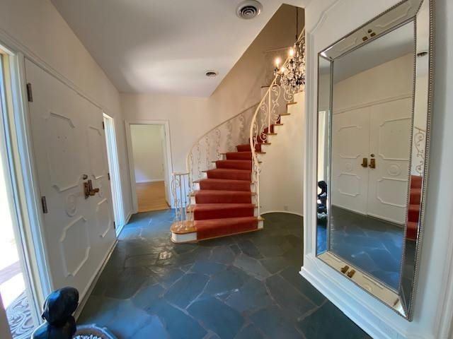 505 SOUTHVIEW Terrace, Christiansburg, VA 24073