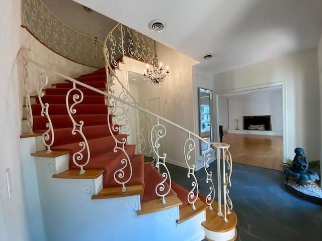 505 SOUTHVIEW Terrace, Christiansburg, VA 24073