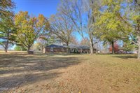 1272 Timberline Lane, Carthage, MO 64836