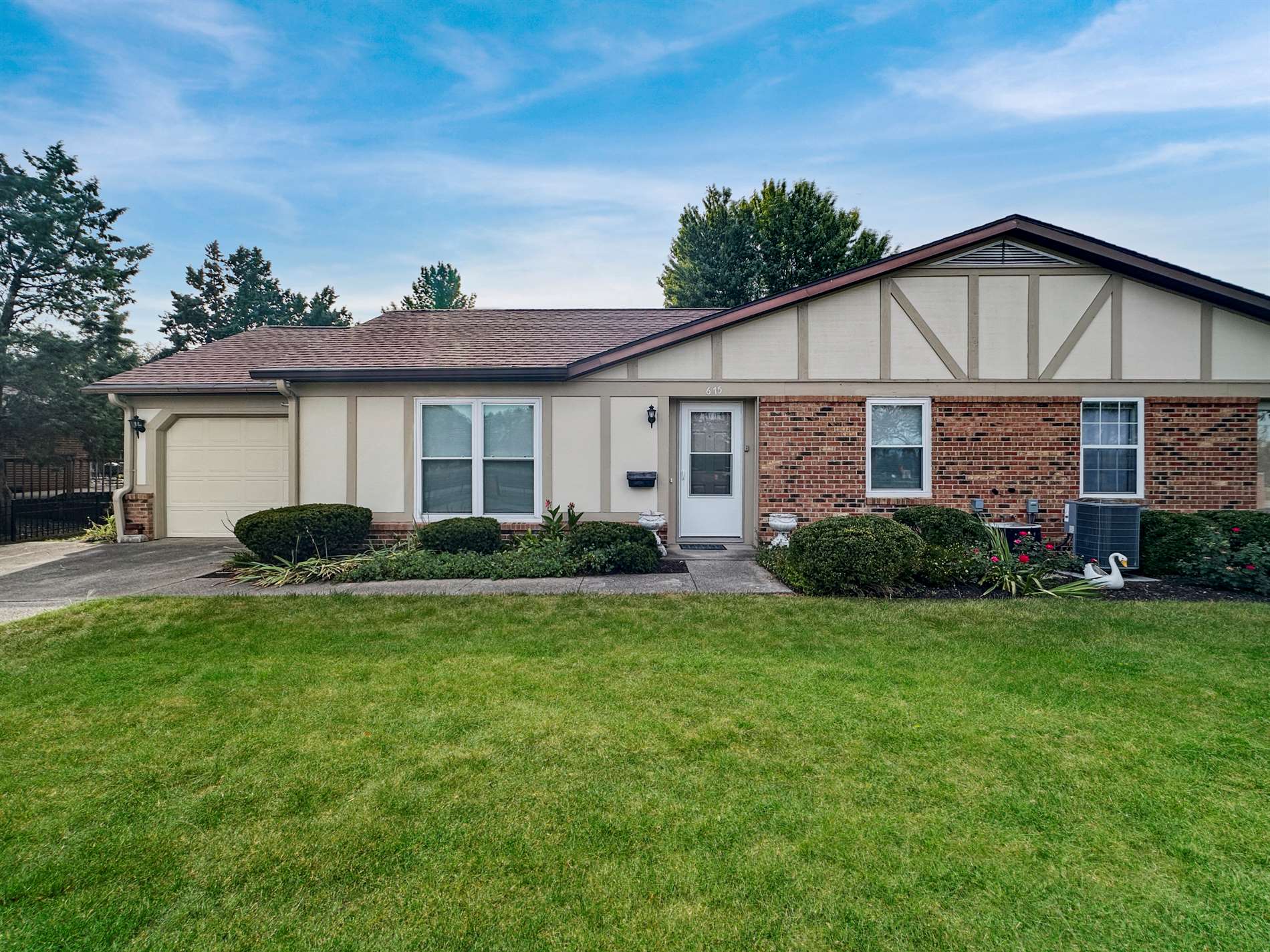 675 Francis Avenue Ct, Terre Haute, IN 47804