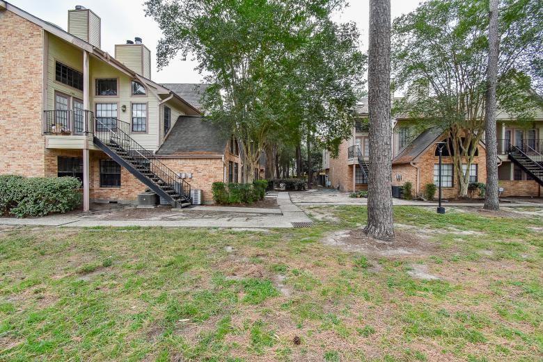 16800 Sugar Pine Drive, #F40, Houston, TX 77090