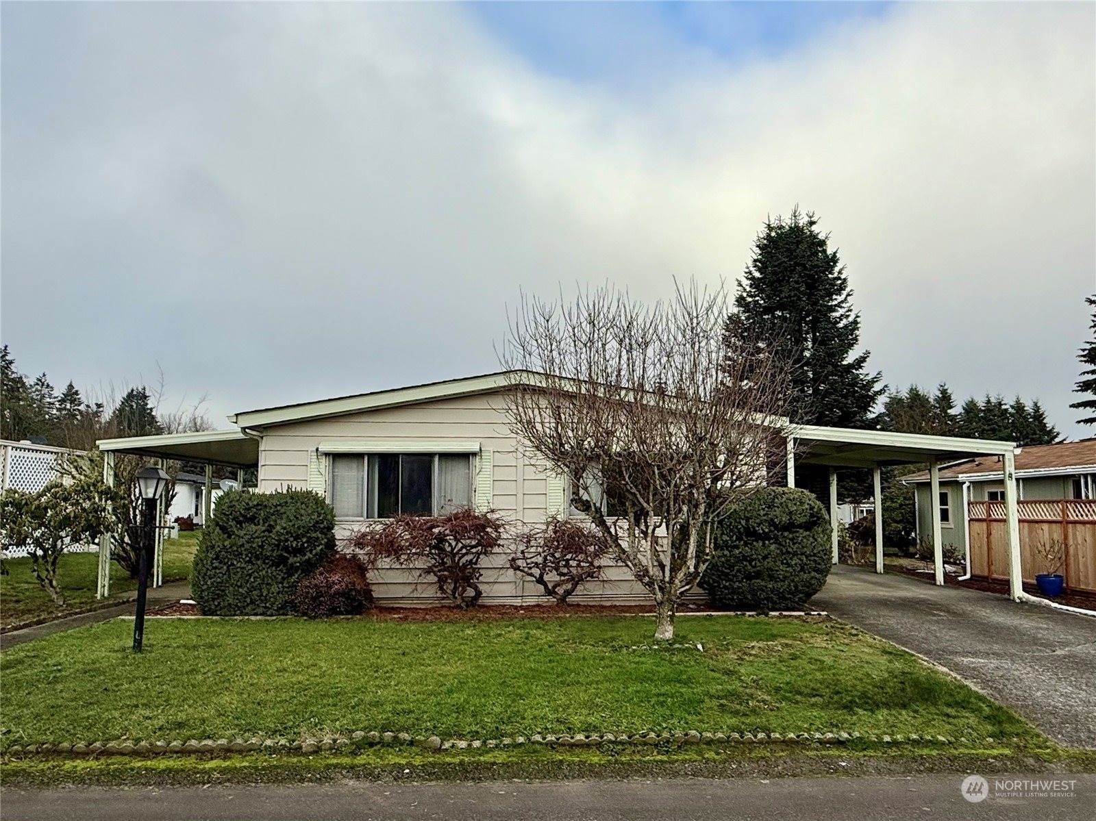 1414 Alonda Lane NE, Olympia, WA 98516