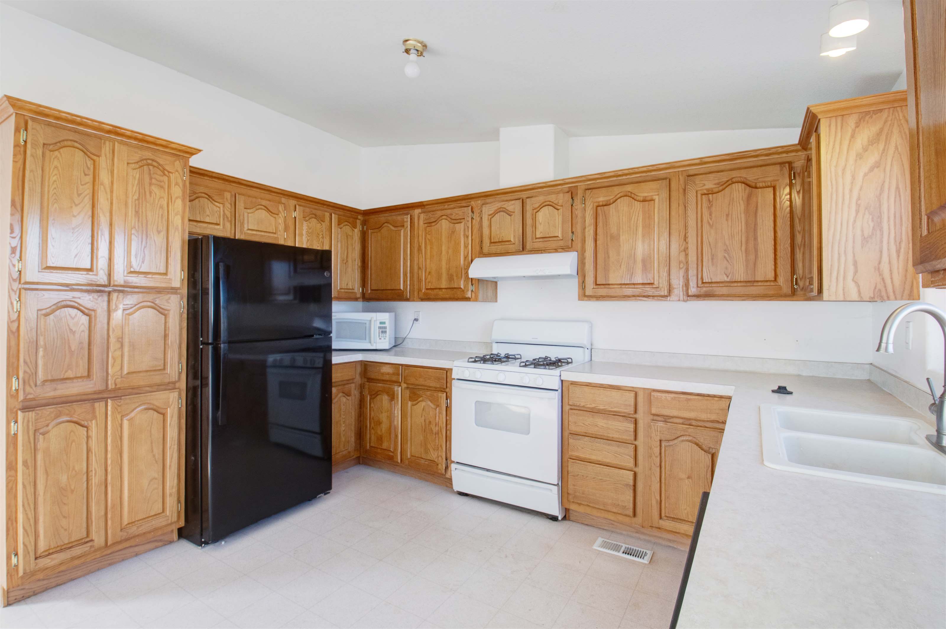 1353 Primrose LN, Elko, NV 89801