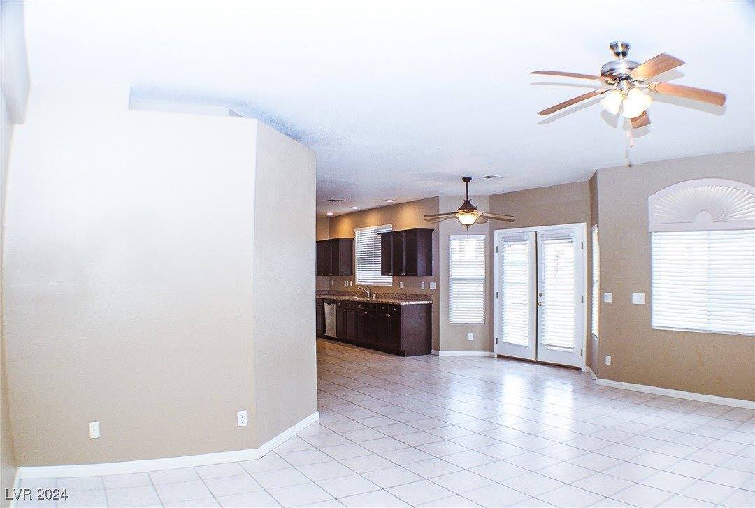 6365 Black Swan Lane, Las Vegas, NV 89118