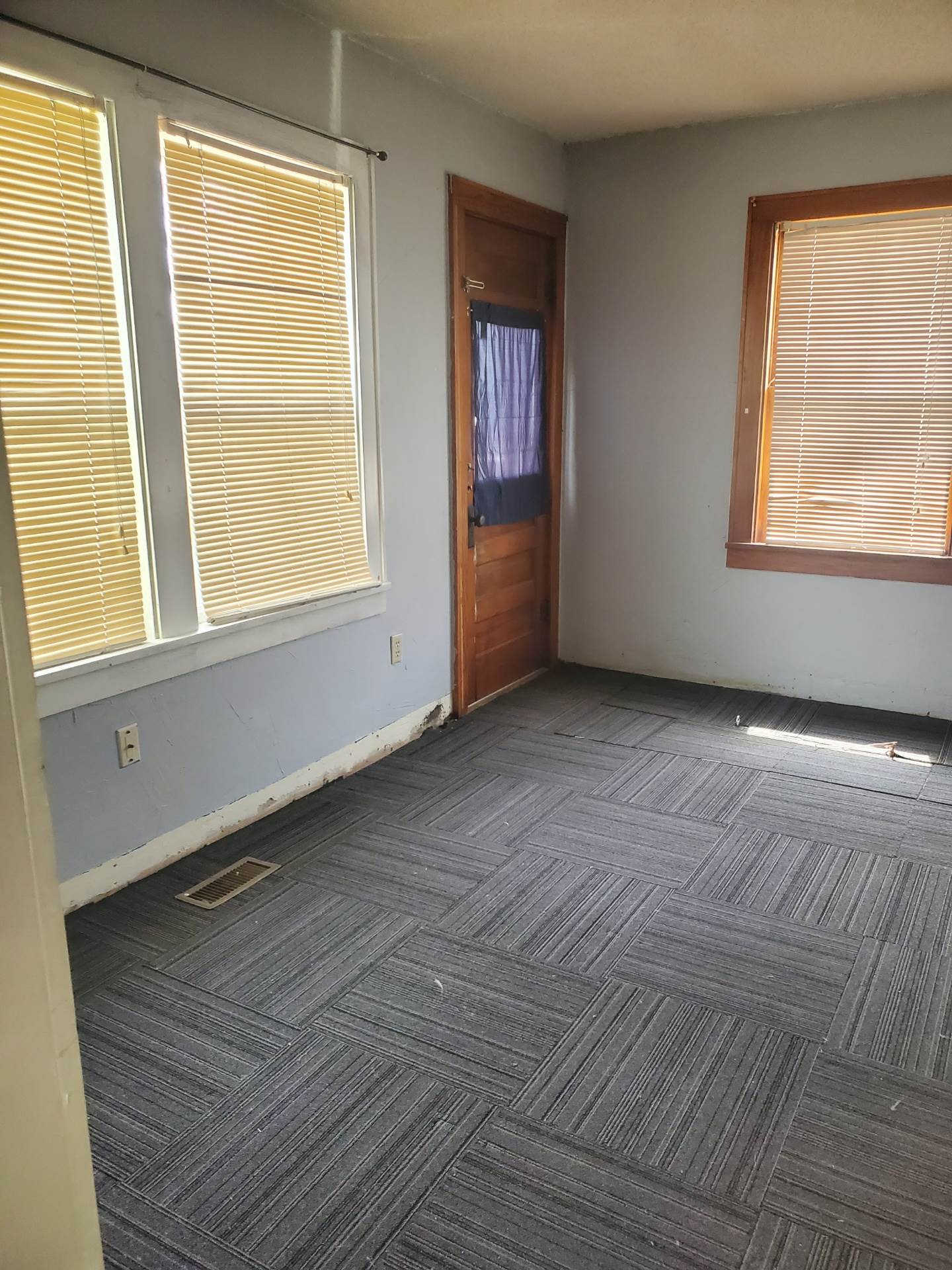 1210 North School St, Augusta, KS 67010