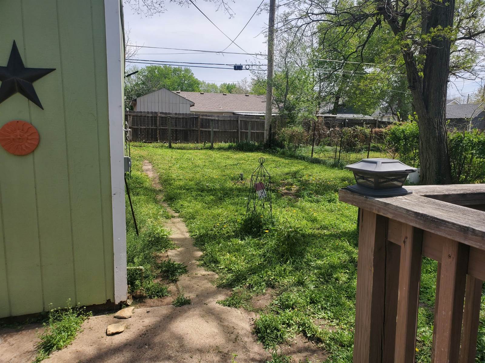 1210 North School St, Augusta, KS 67010