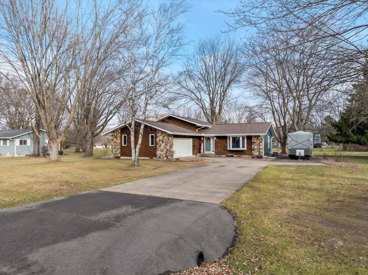 501 N Auburn Avenue, Marshfield, WI 54449