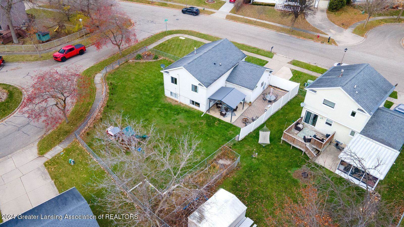 129 Village Drive, LansingCity_Ingham, MI 48911