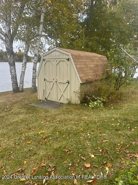 7941 Peninsular Drive, Farwell, MI 48622