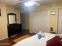 5002 Fairground Place, Kingston, TN 37763