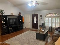 5002 Fairground Place, Kingston, TN 37763