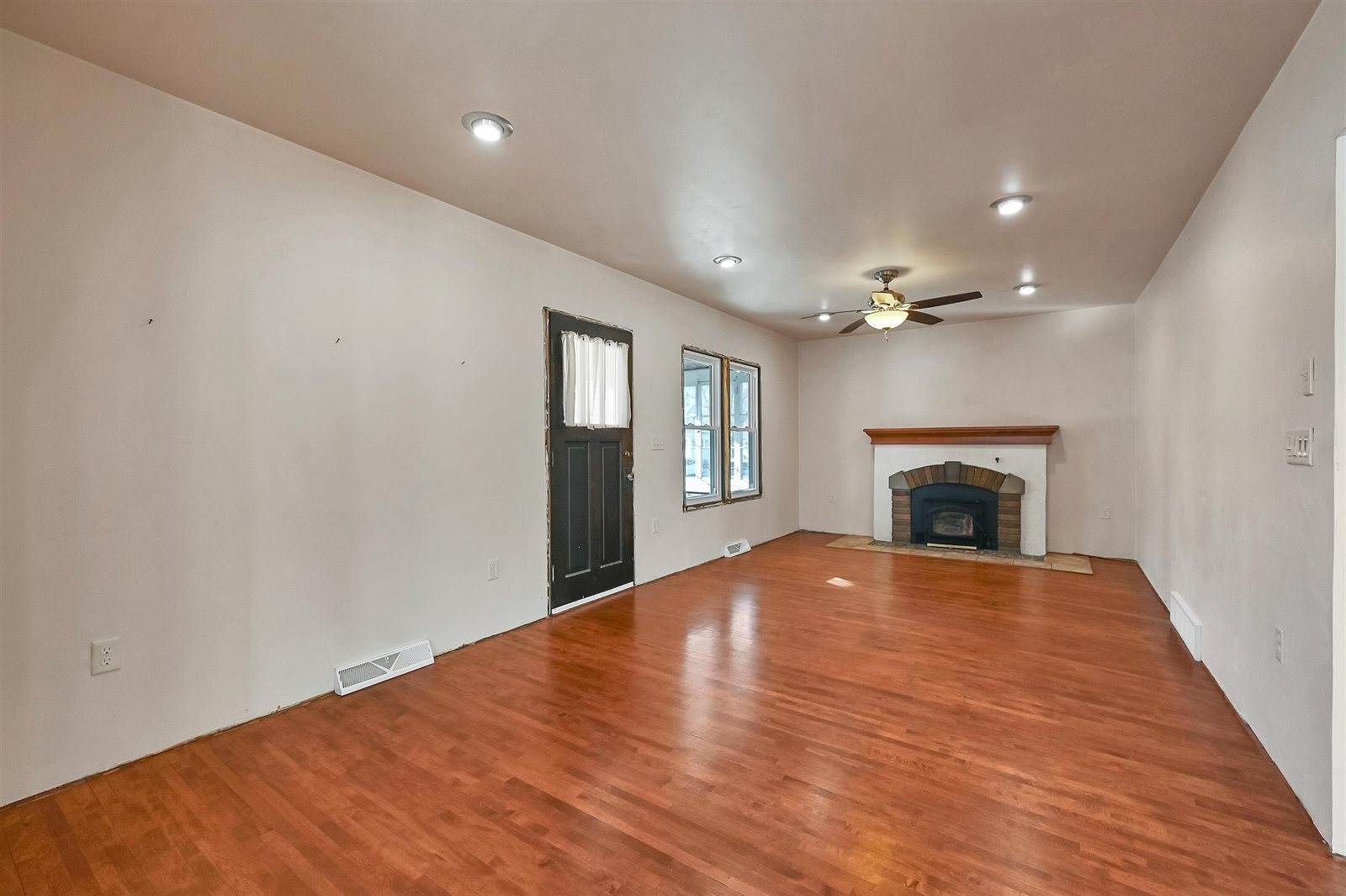 1331 Doty Street, Green Bay, WI 54301