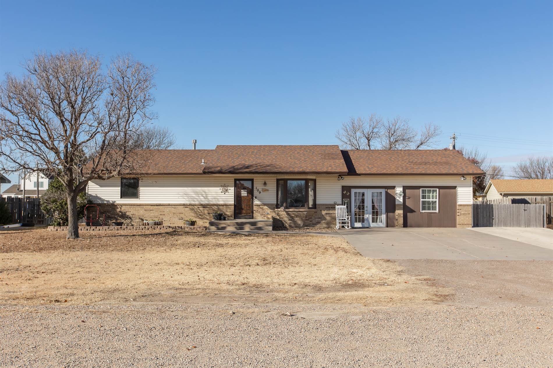 109 Verna Drive, Holcomb, KS 67851