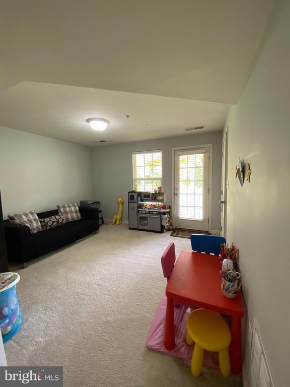 9402 Aston Villa, Ellicott City, MD 21042