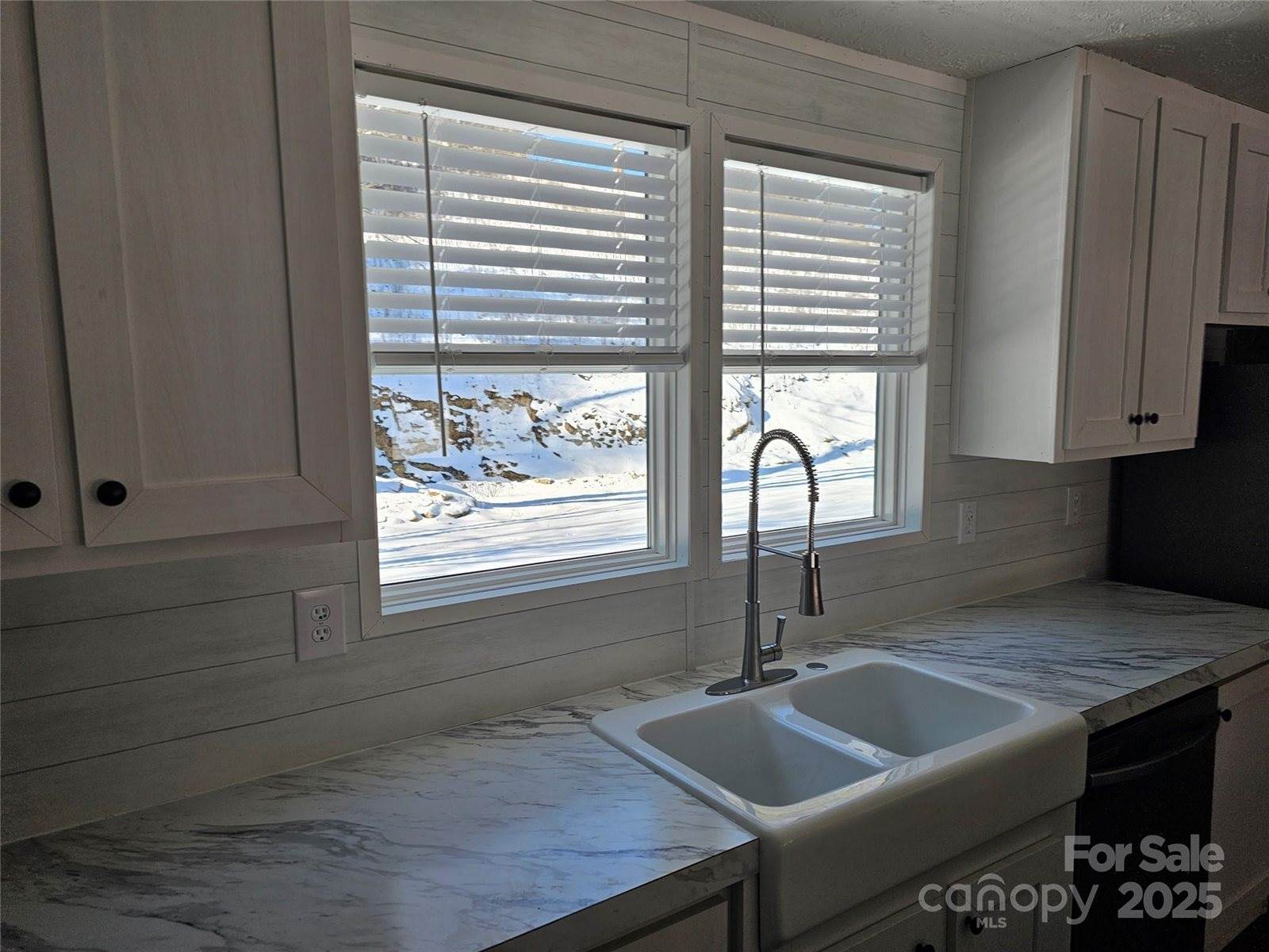 1542 Tillery Branch Road, Marshall, NC 28753