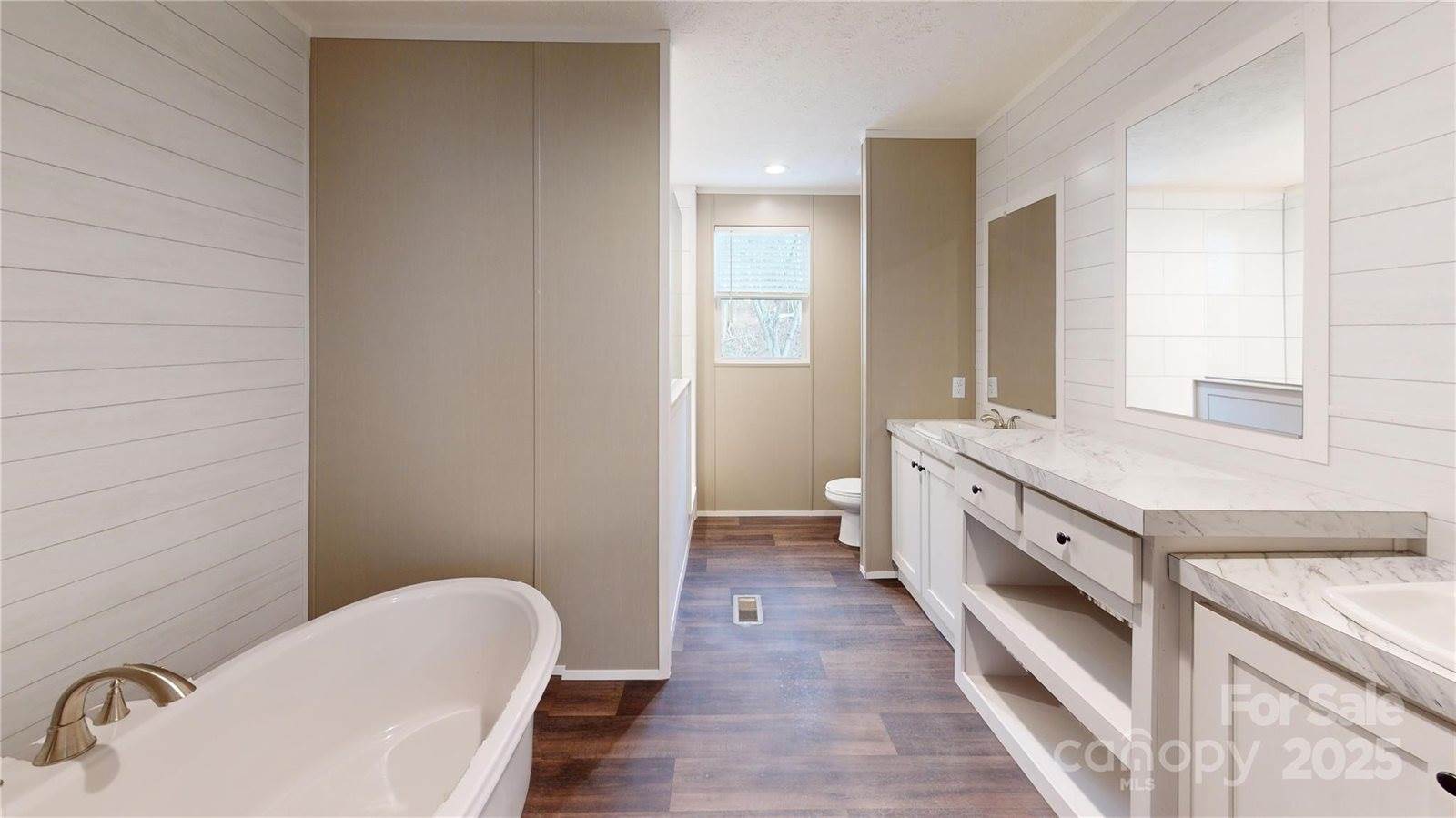 1542 Tillery Branch Road, Marshall, NC 28753