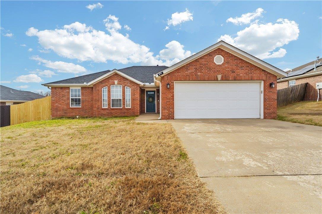 511 Dewberry Lane, Centerton, AR 72719