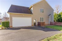 2818 Bayfront Way, Chesterfield County, VA 23112