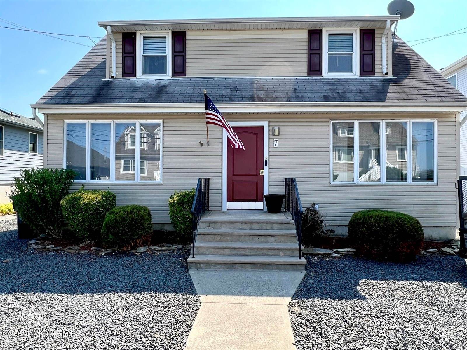 7 Point Road, Toms River, NJ 08753