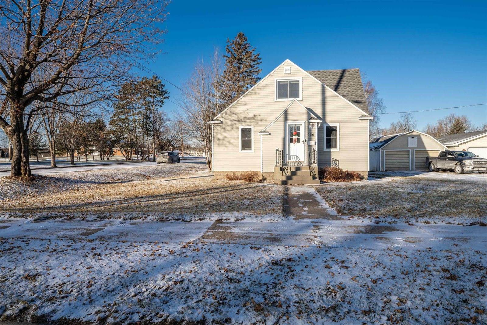 236 Wood Avenue, Nekoosa, WI 54457