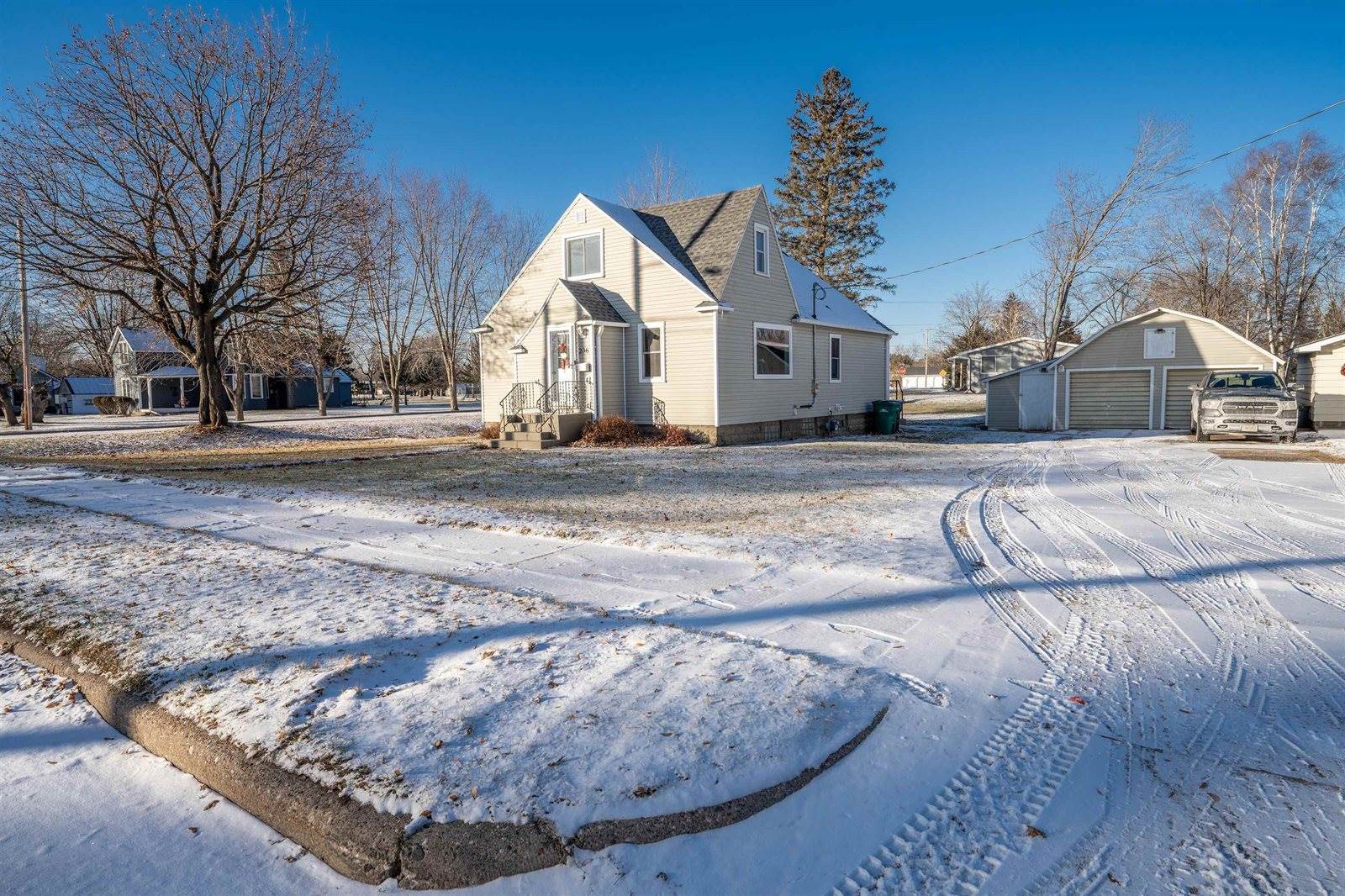 236 Wood Avenue, Nekoosa, WI 54457