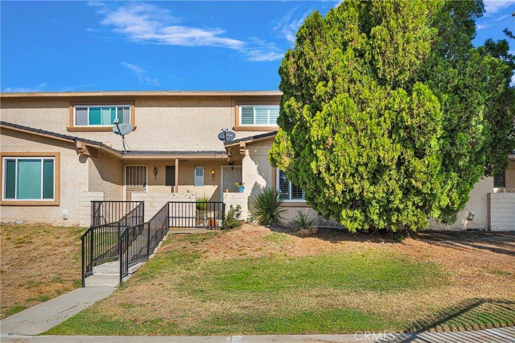 3700 Mountain Avenue, #2D, San Bernardino, CA 92404