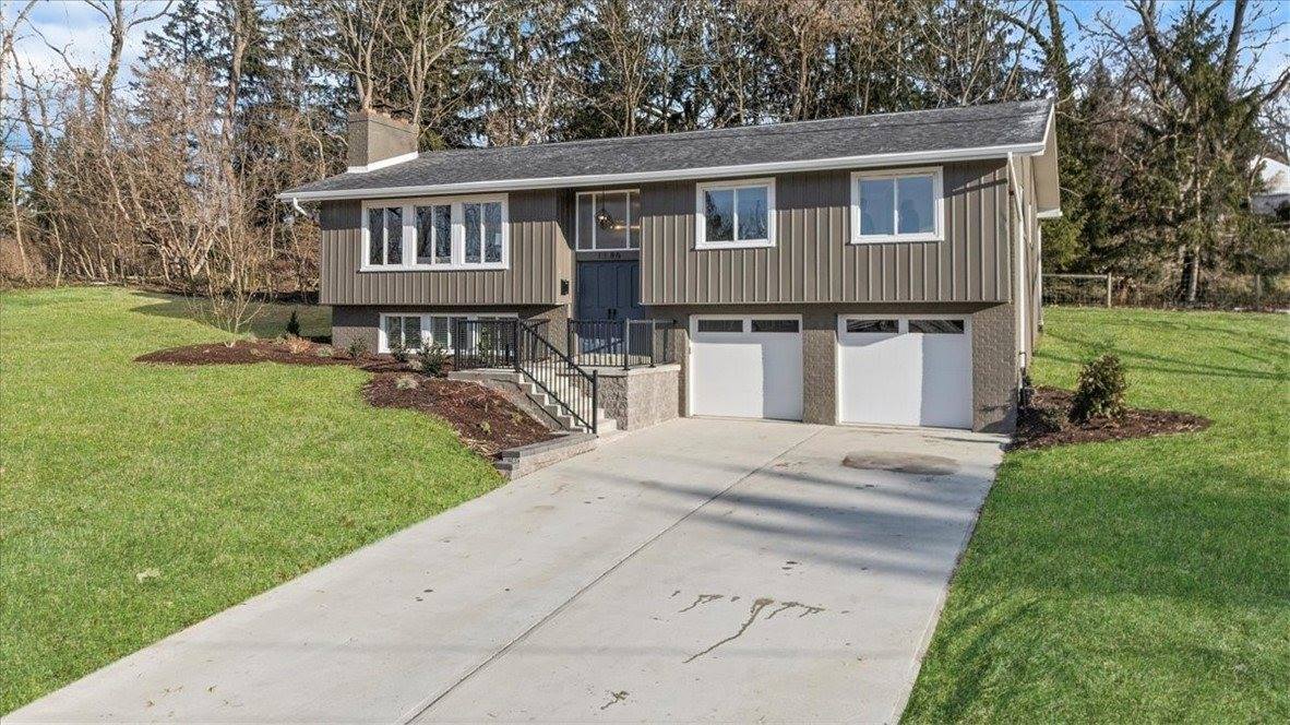 1186 Rolling Meadow Road, Upper Saint Clair, PA 15241