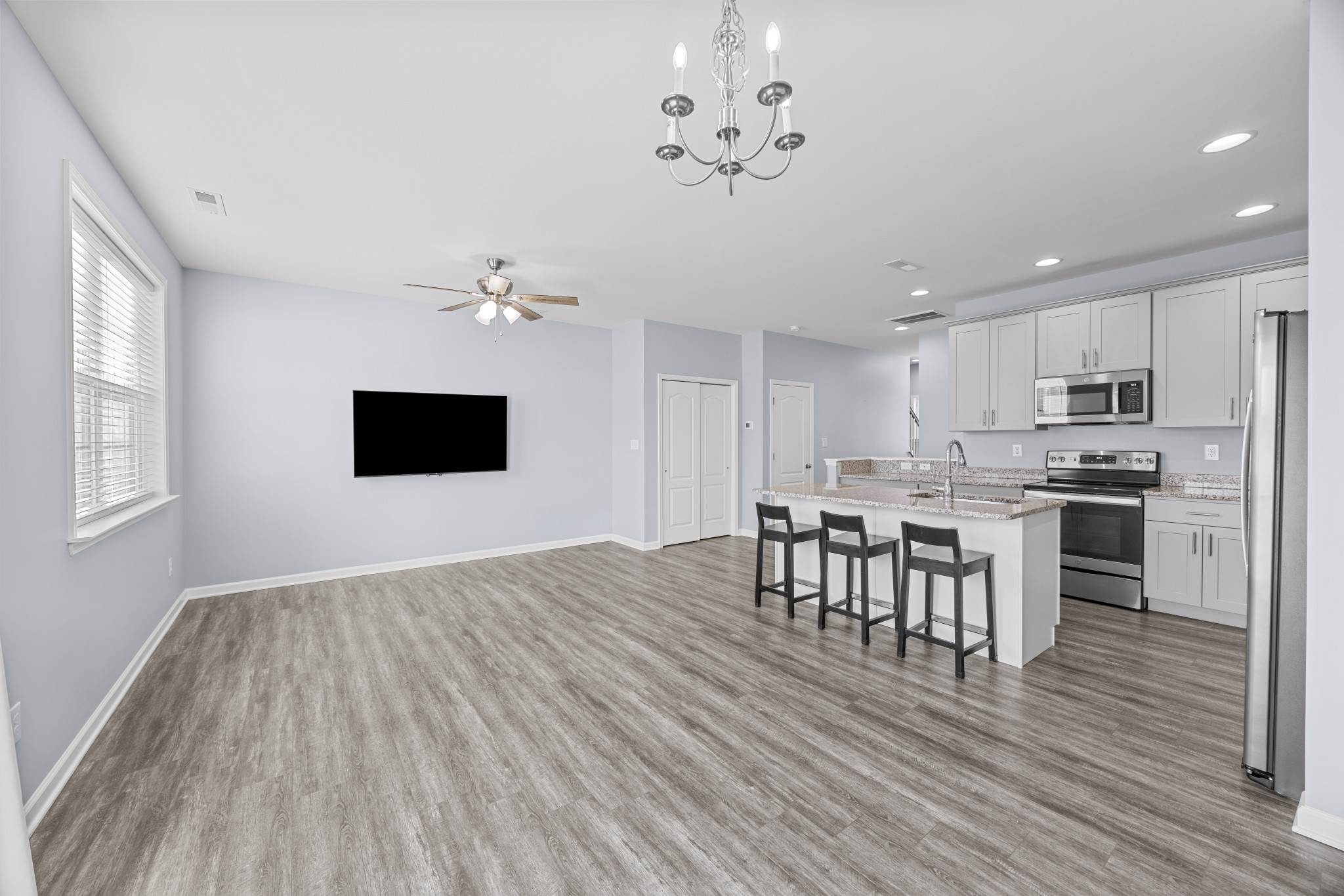 211 Tea Party Trl, Dover, DE 19901