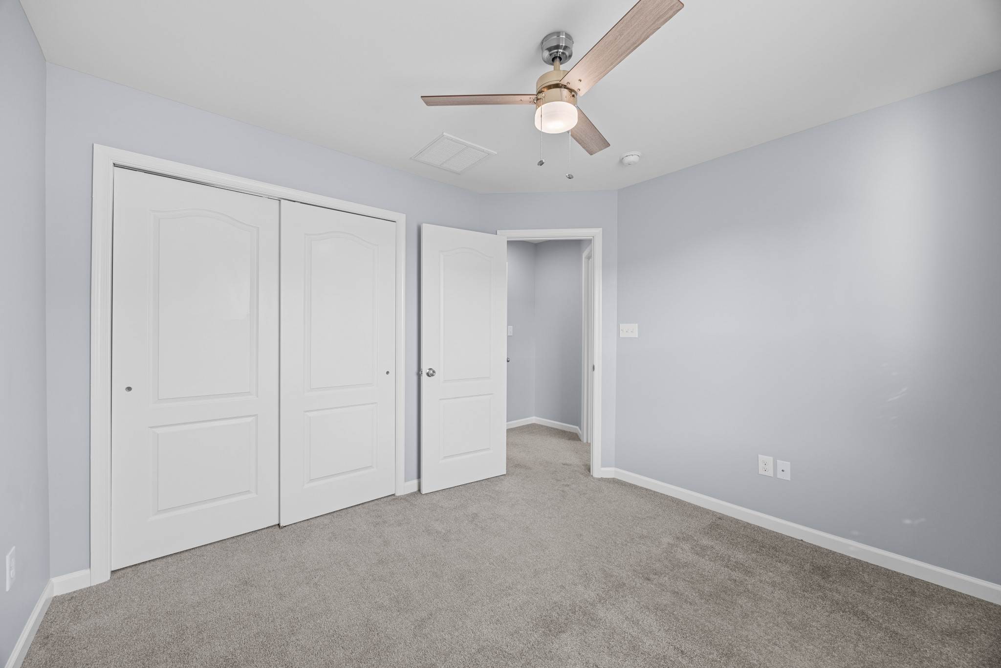 211 Tea Party Trl, Dover, DE 19901