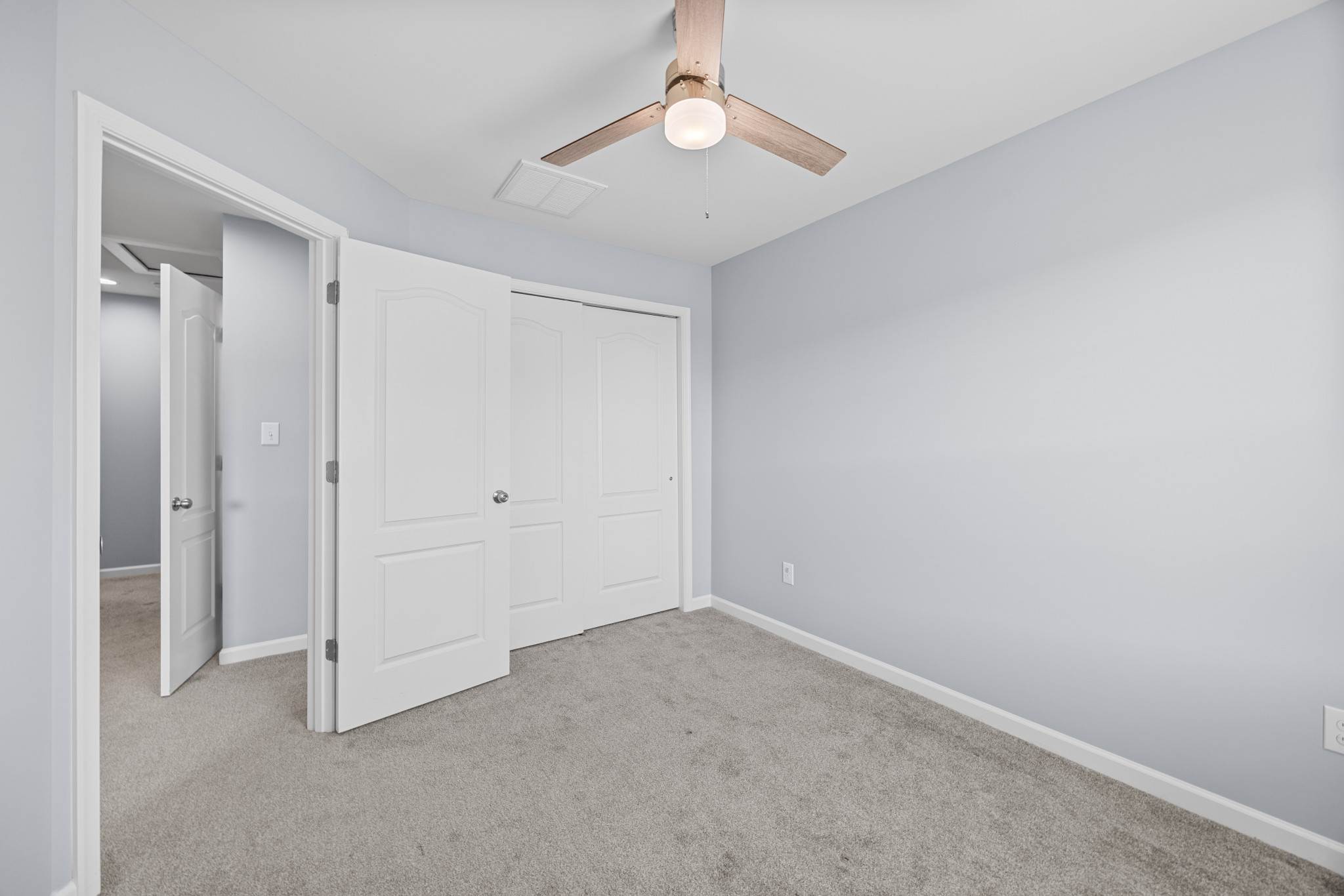 211 Tea Party Trl, Dover, DE 19901