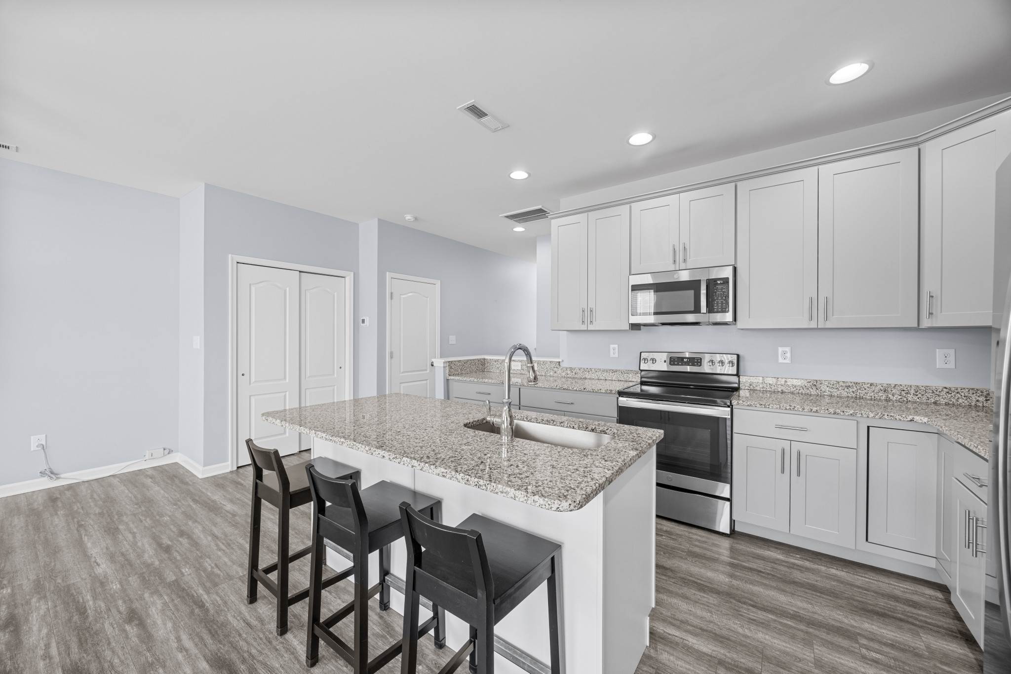 211 Tea Party Trl, Dover, DE 19901