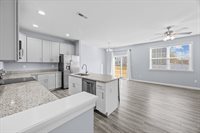 211 Tea Party Trl, Dover, DE 19901