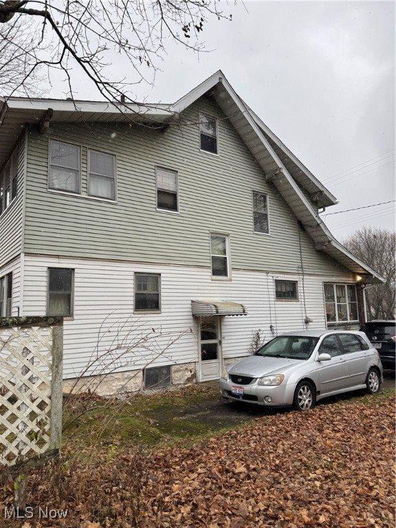 515 Carroll Street, Youngstown, OH 44502