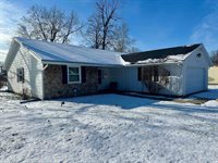 217 W Charter Drive, Muncie, IN 47303