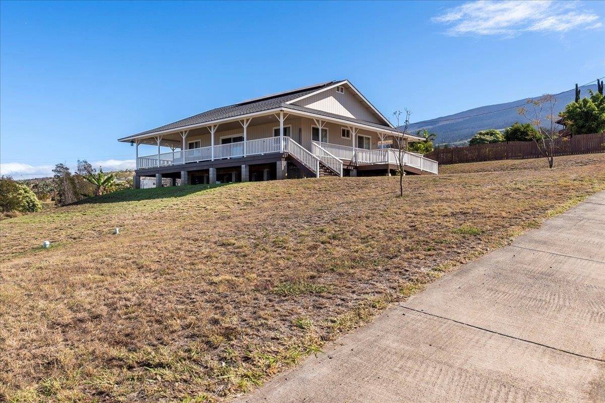 722 Pueo Dr, Kula, HI 96790