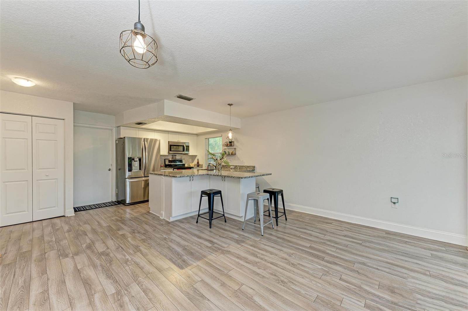 1477 Dogwood Drive, Sarasota, FL 34232