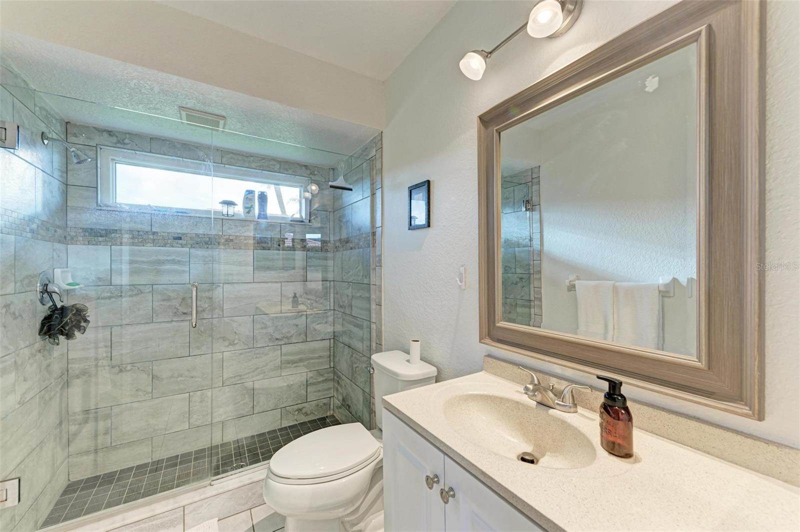 1477 Dogwood Drive, Sarasota, FL 34232