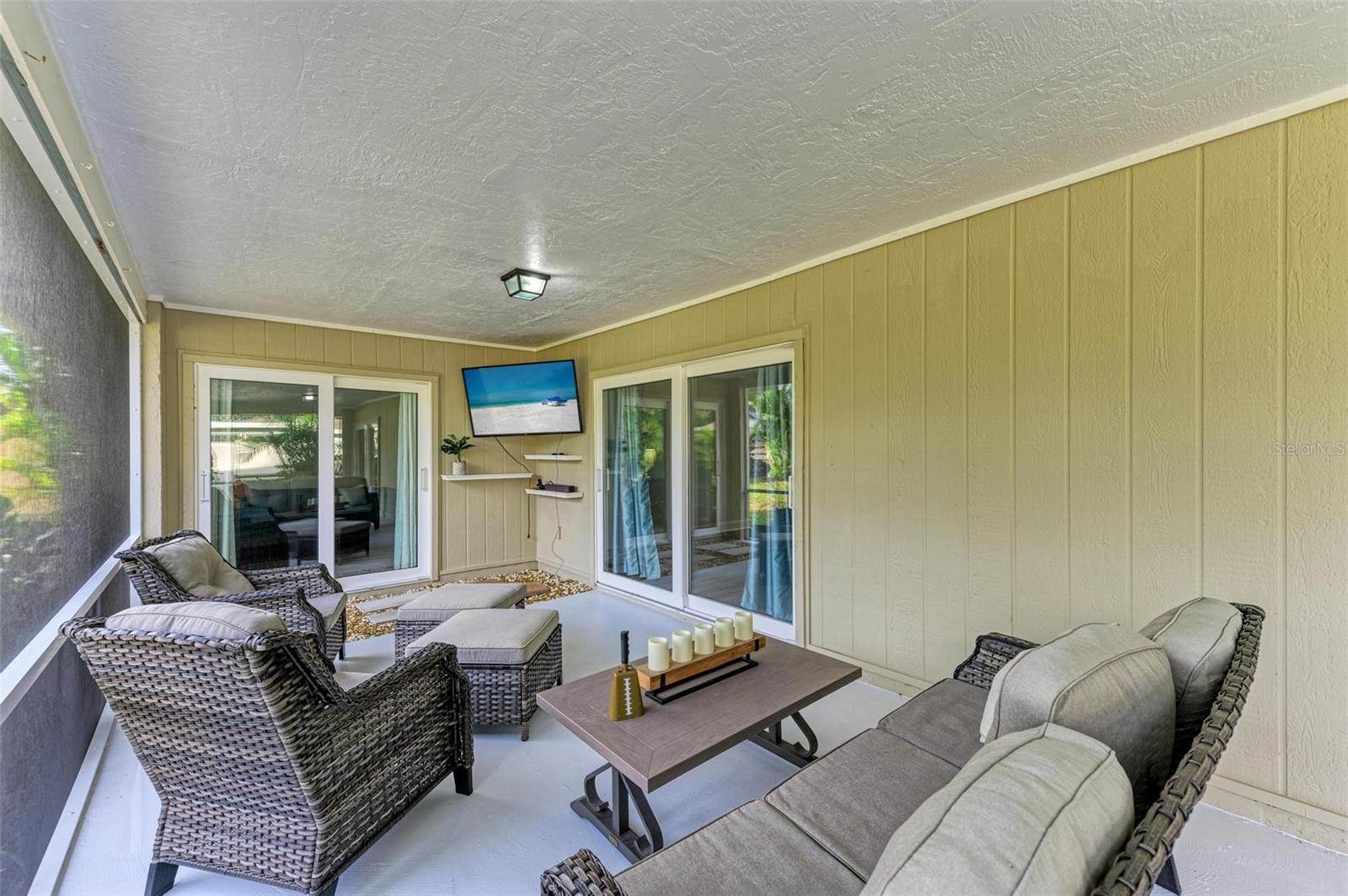 1477 Dogwood Drive, Sarasota, FL 34232