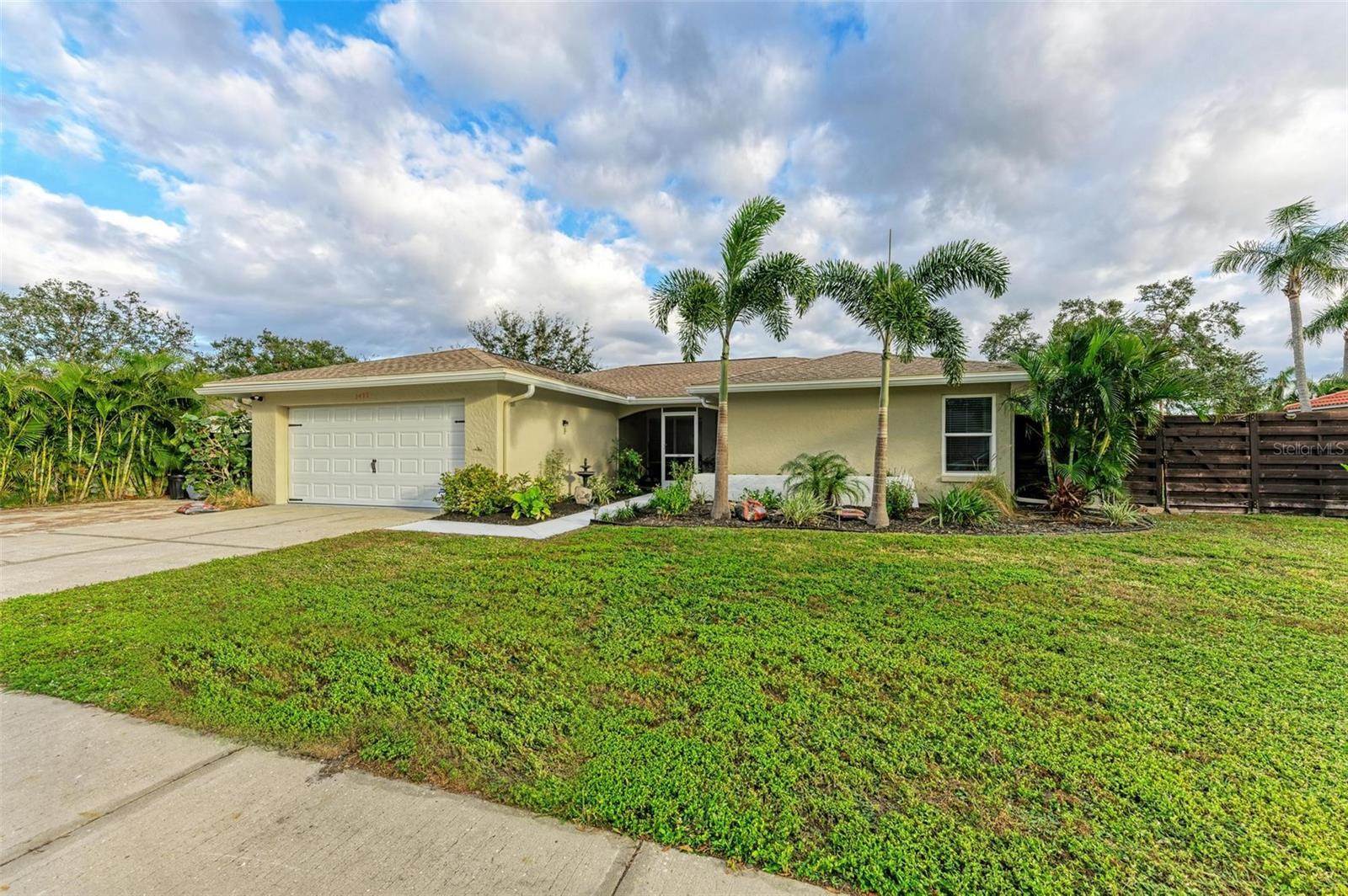 1477 Dogwood Drive, Sarasota, FL 34232