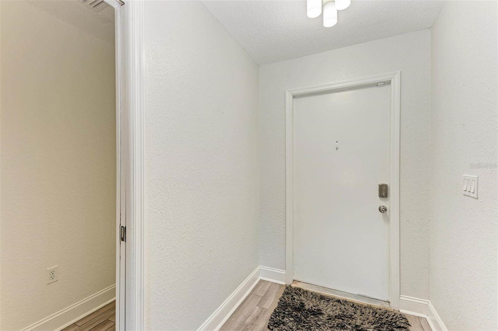 1477 Dogwood Drive, Sarasota, FL 34232