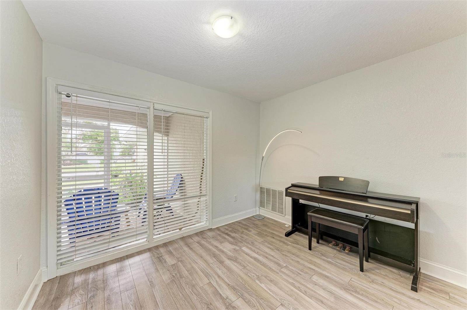 1477 Dogwood Drive, Sarasota, FL 34232